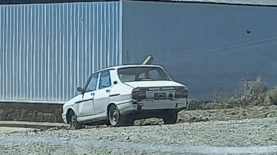 Renault 12 blanco, El Calafate