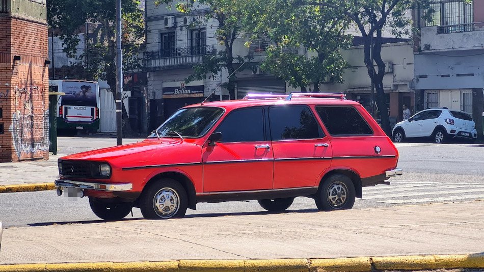 Renault 12 Break rojo impecable, Parque Patricios