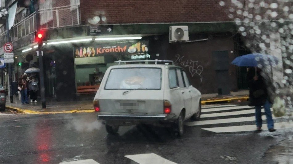 Renault 12 Break, gris claro Almagro