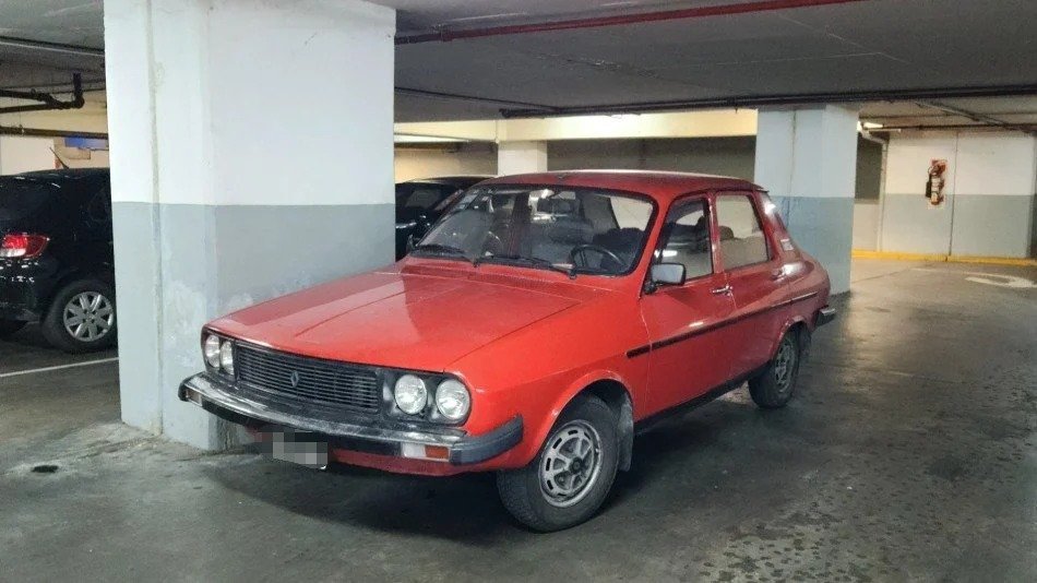 Renault 12 Rojo C.A.B.A.