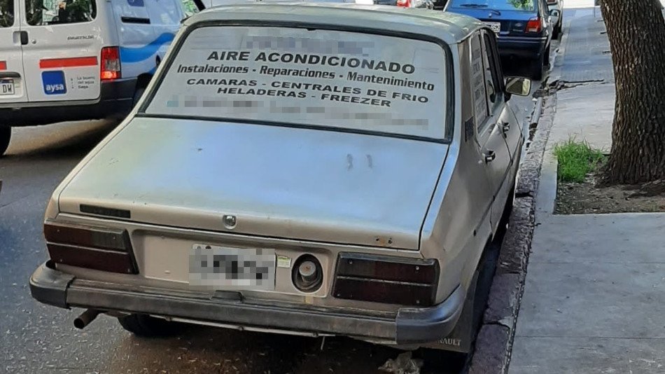 Renault 12 gris metalizado, San Cristóbal Renault 12 gris metalizado, San Cristóbal