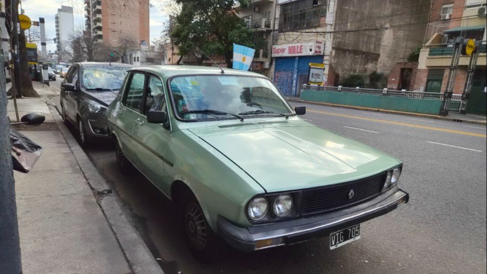 Renault 12 Verde metalizado San Cristóbal, C.A.B.A.