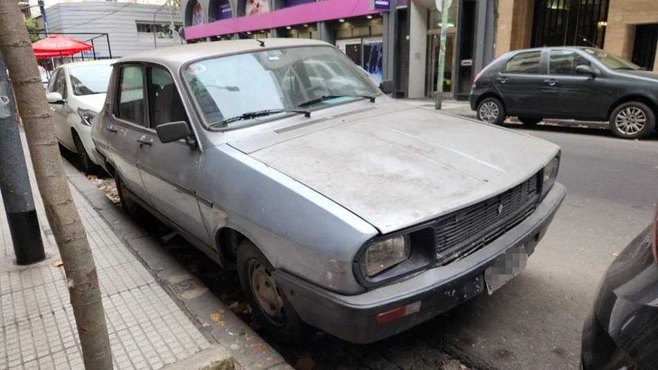 Renault 12 Gris claro